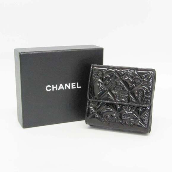 CHANEL Authentic Black Leather Wallet